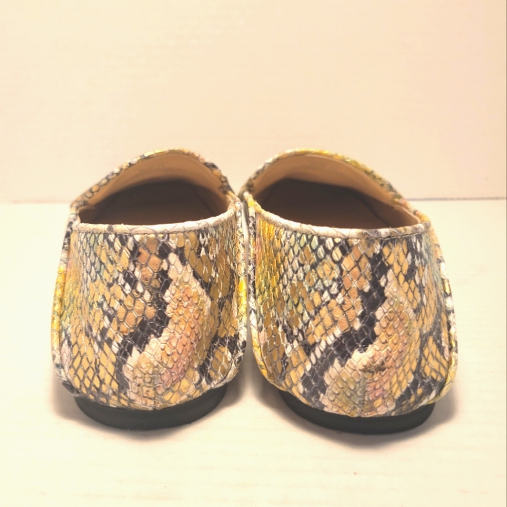 NWOT VINCE CAMUTO VC Landerla Snake Loafers - Picture 8 of 15